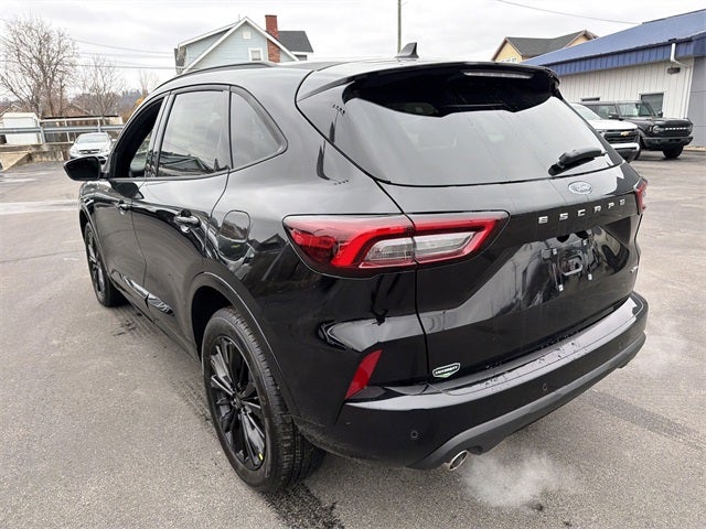 2026 Ford Escape ST-Line Elite