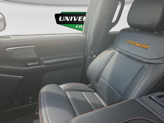 2027 Ford Expedition Tremor TRAILHEAD HIGH HAT PACKAGE