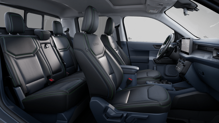 2025 Ford Maverick Lobo Standard