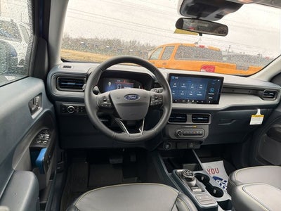 2025 Ford Maverick Lobo Standard