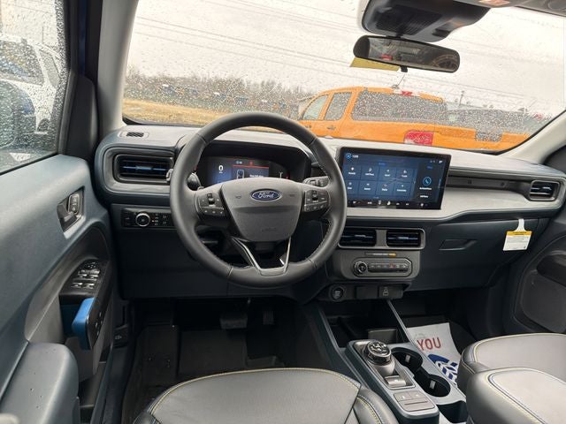 2025 Ford Maverick Lobo Standard