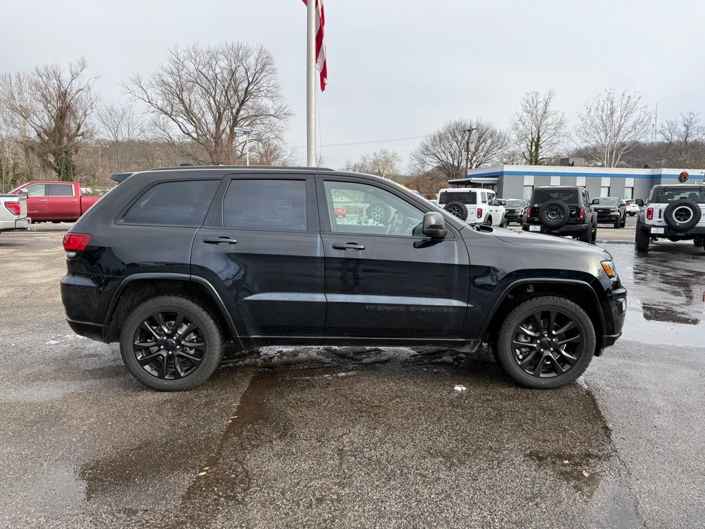2022 Jeep Grand Cherokee WK Laredo X