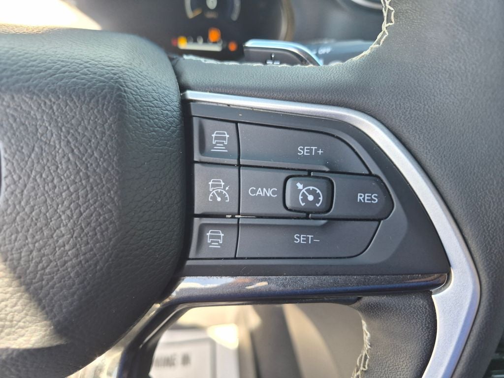 2023 Jeep Grand Cherokee L Altitude