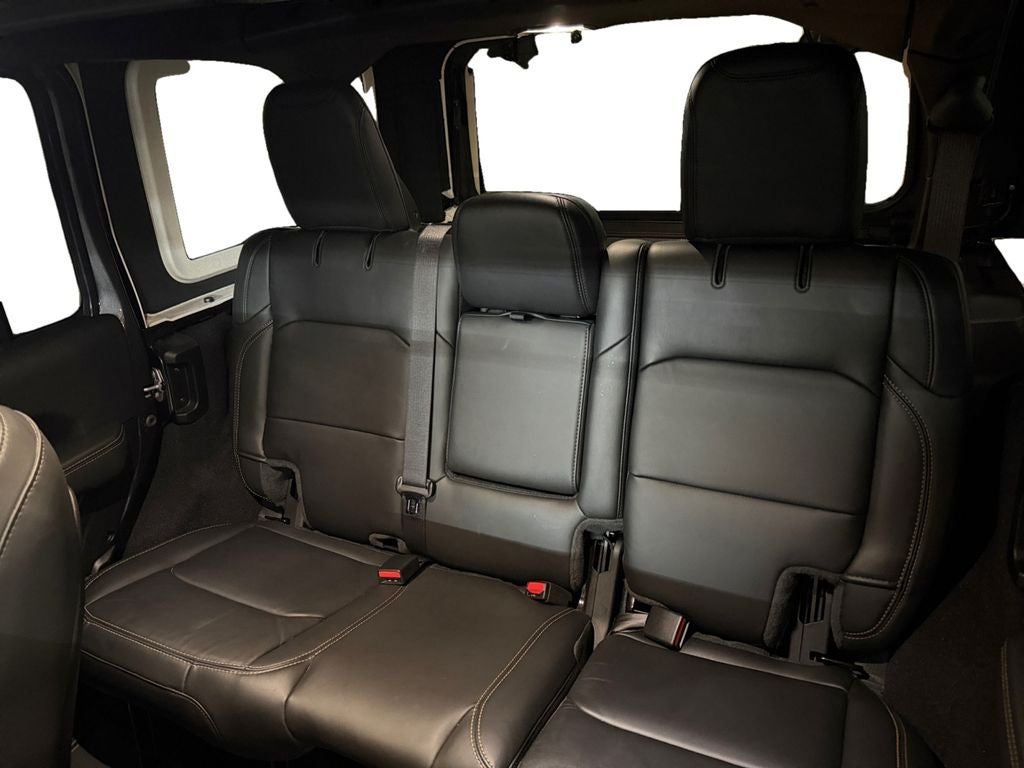 2025 Jeep Wrangler Rubicon 392