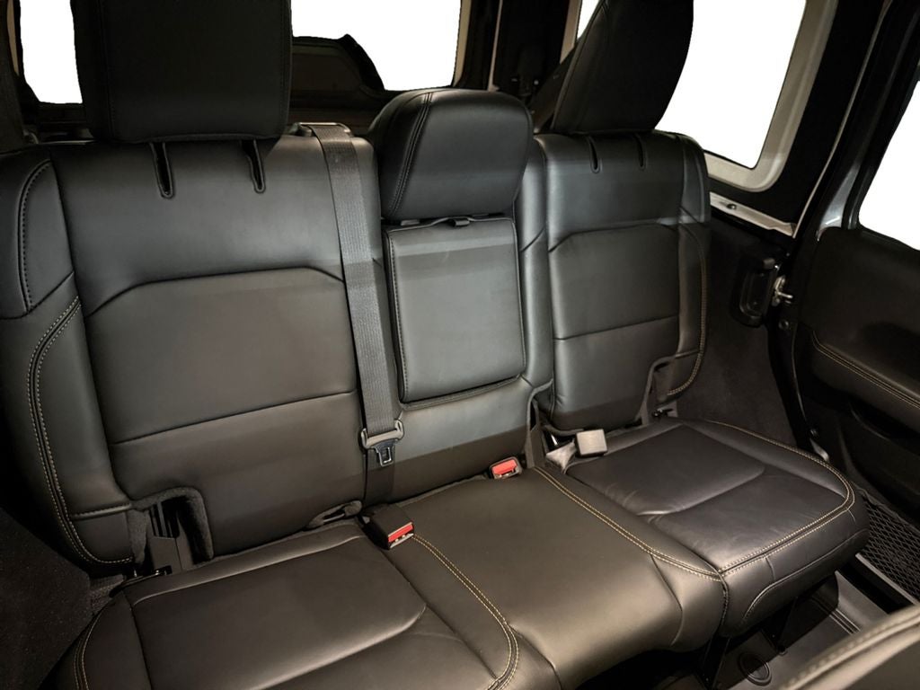 2025 Jeep Wrangler Rubicon 392