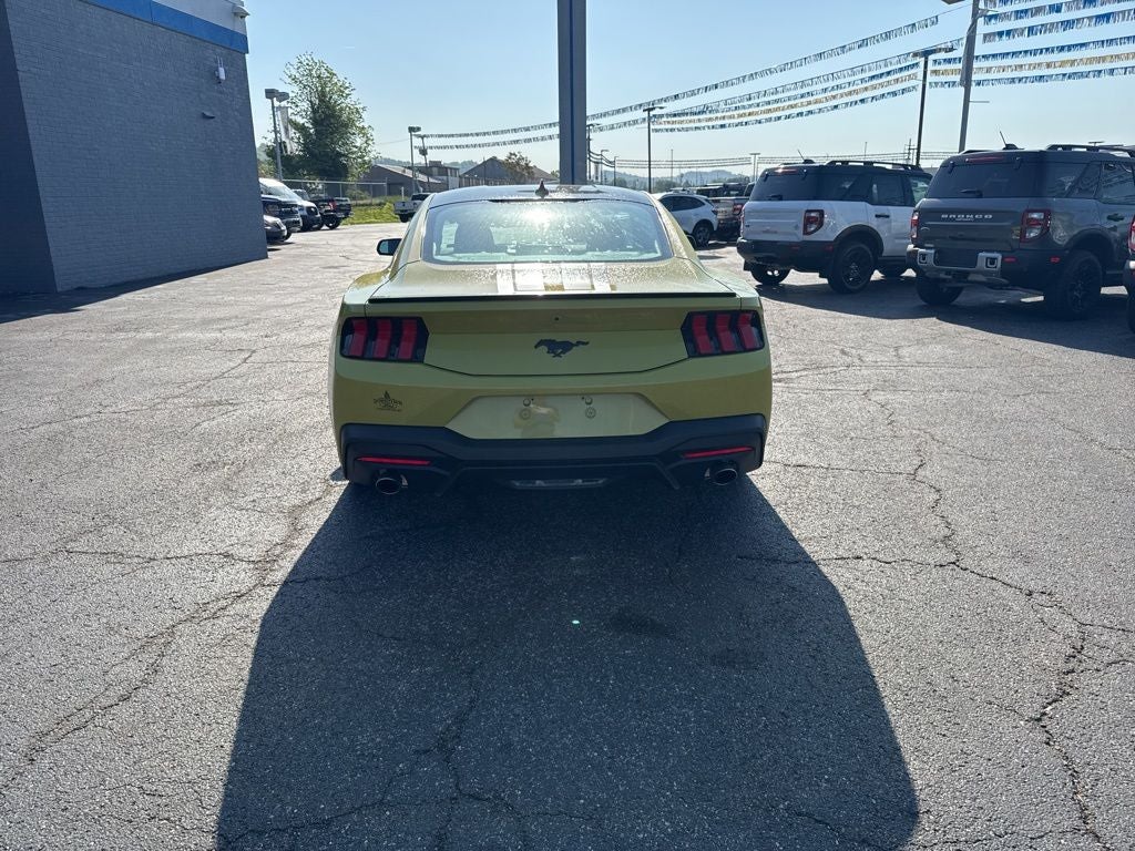 2025 Ford Mustang EcoBoost
