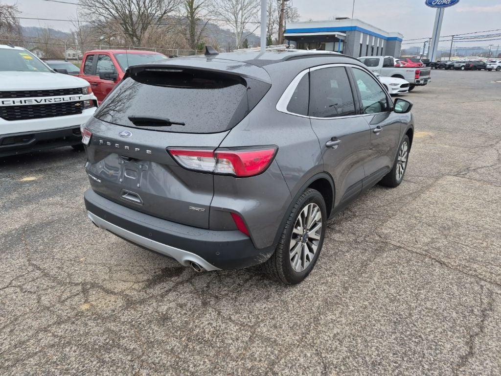 2022 Ford Escape Hybrid Titanium