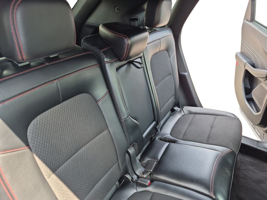 2024 Ford Escape Hybrid ST-Line Select