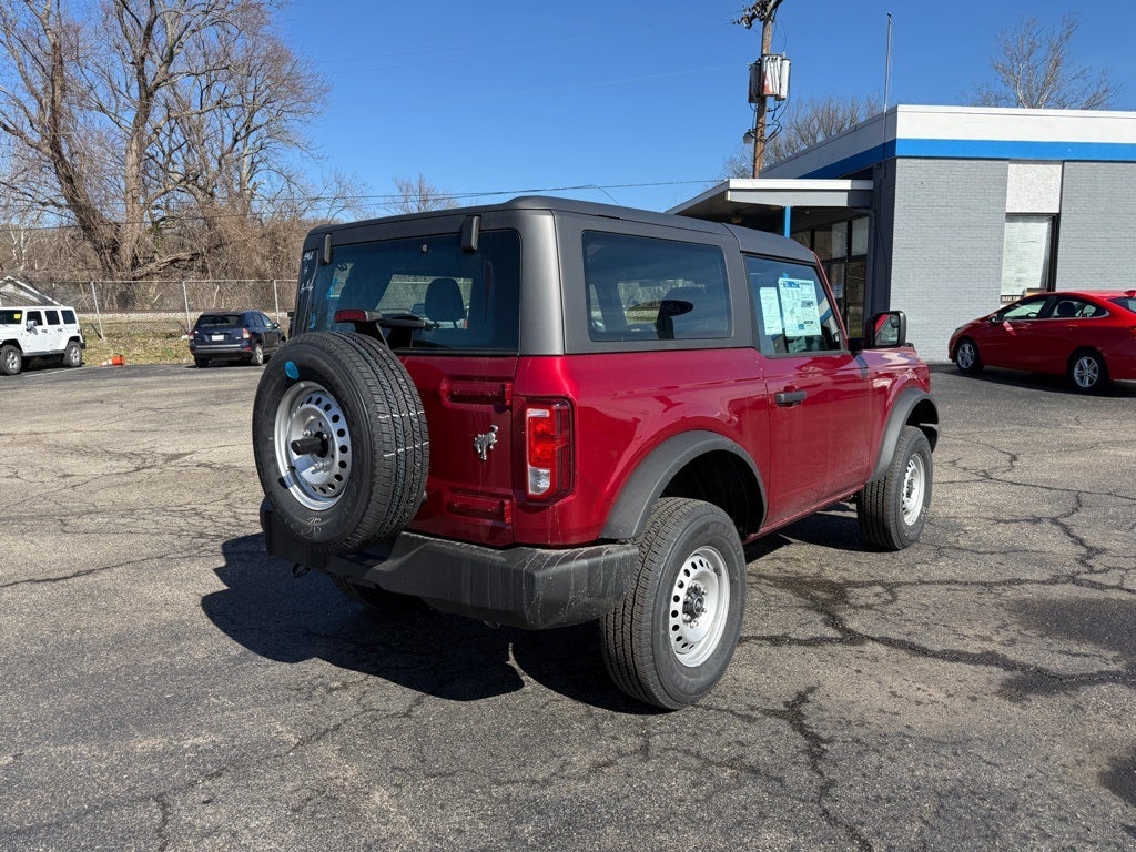 2025 Ford Bronco Base