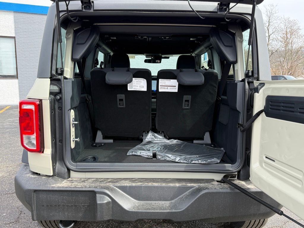 2026 Ford Bronco Base