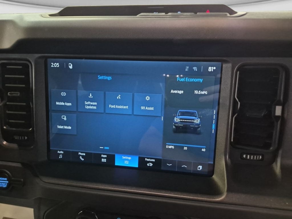 2026 Ford Bronco Base