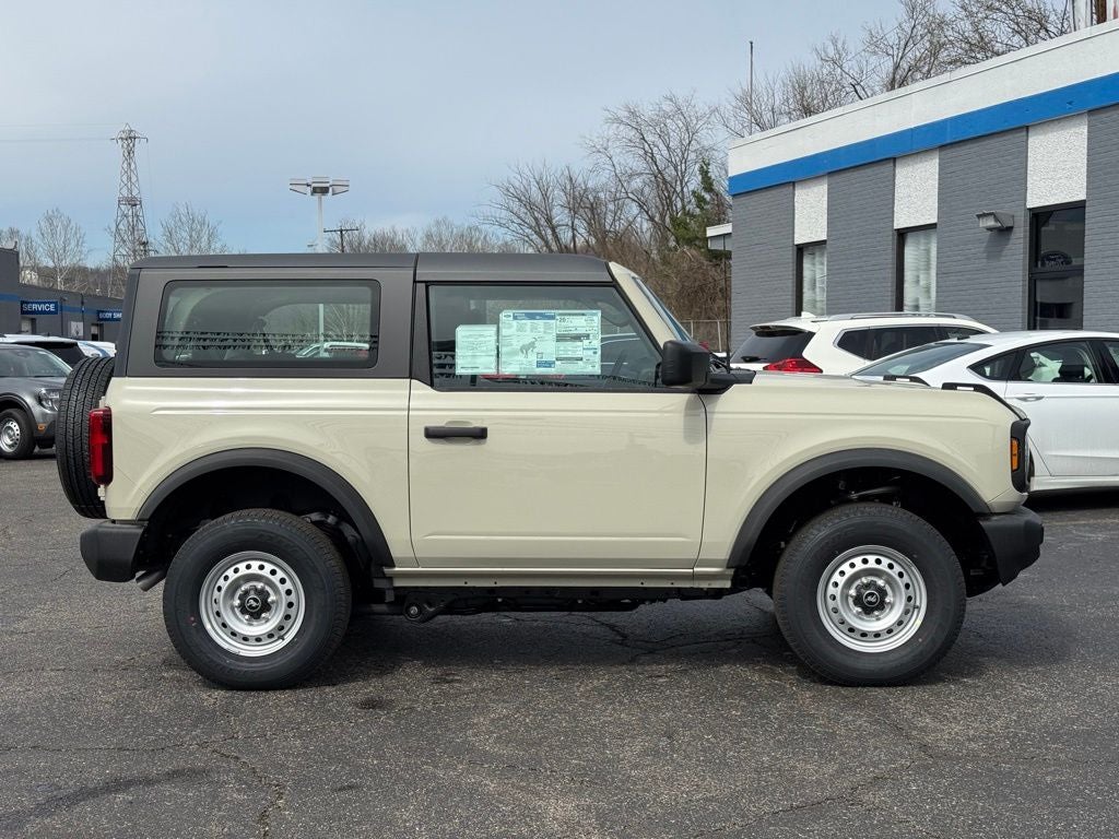 2026 Ford Bronco Base