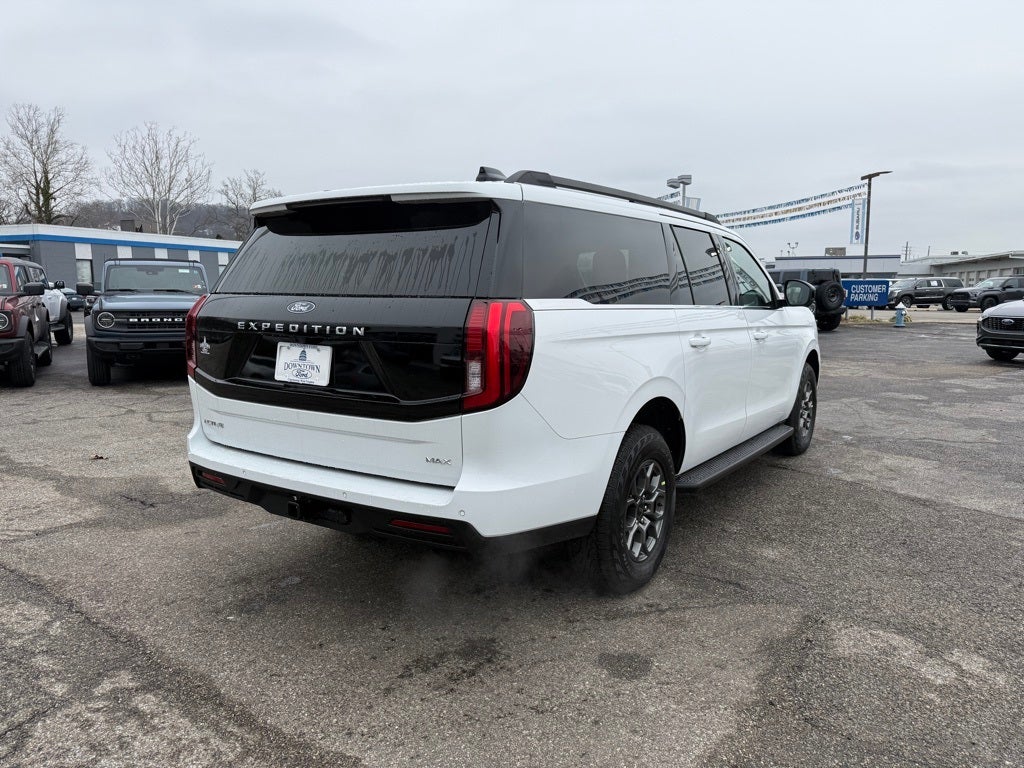 2025 Ford Expedition Max Active