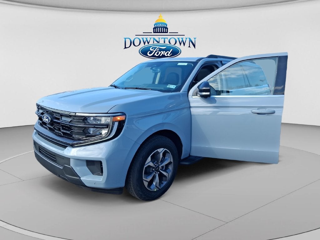 2027 Ford Expedition Active
