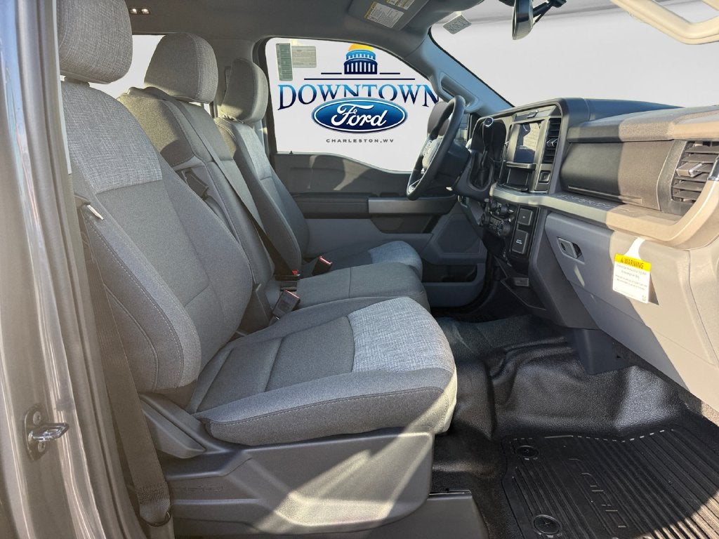 2027 Ford F-250SD XLT