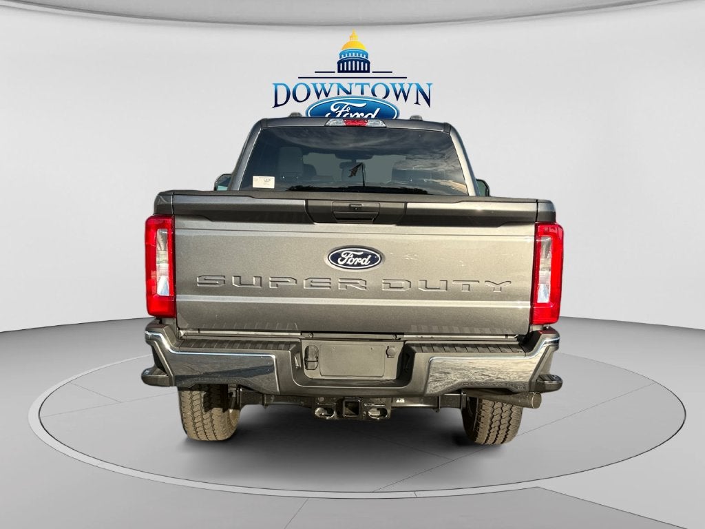 2027 Ford F-250SD XLT