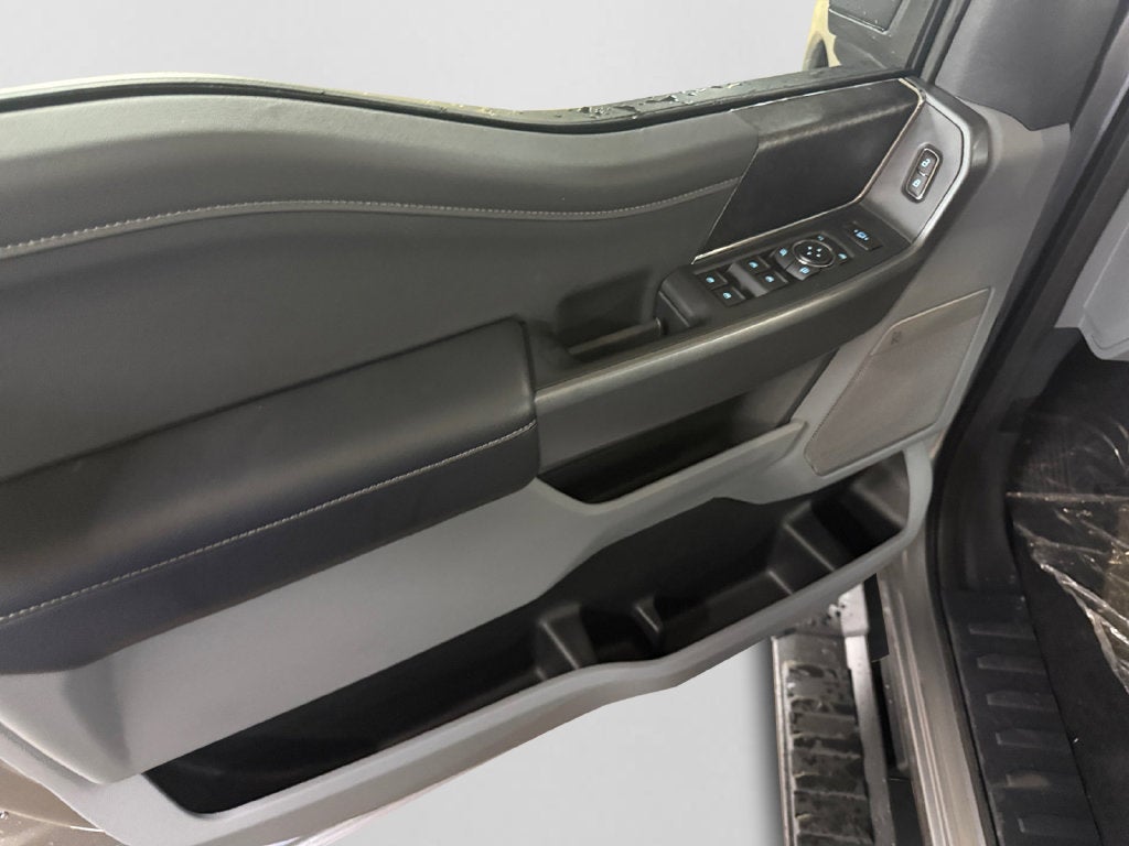 2027 Ford F-250SD XLT