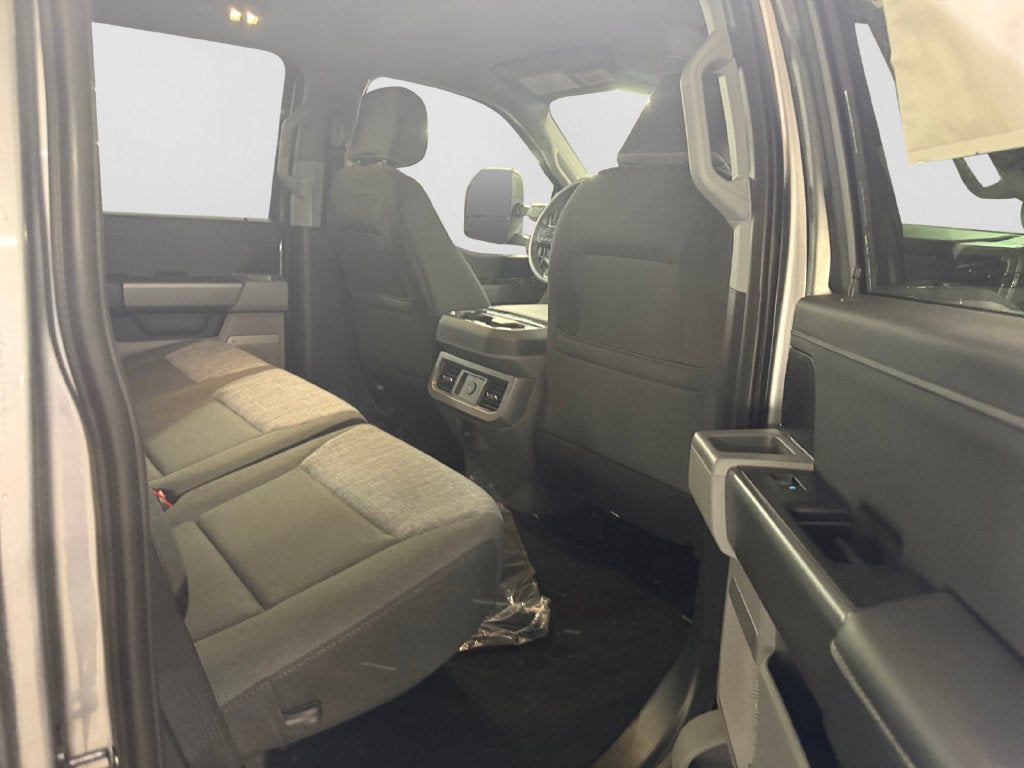 2027 Ford F-250SD XLT