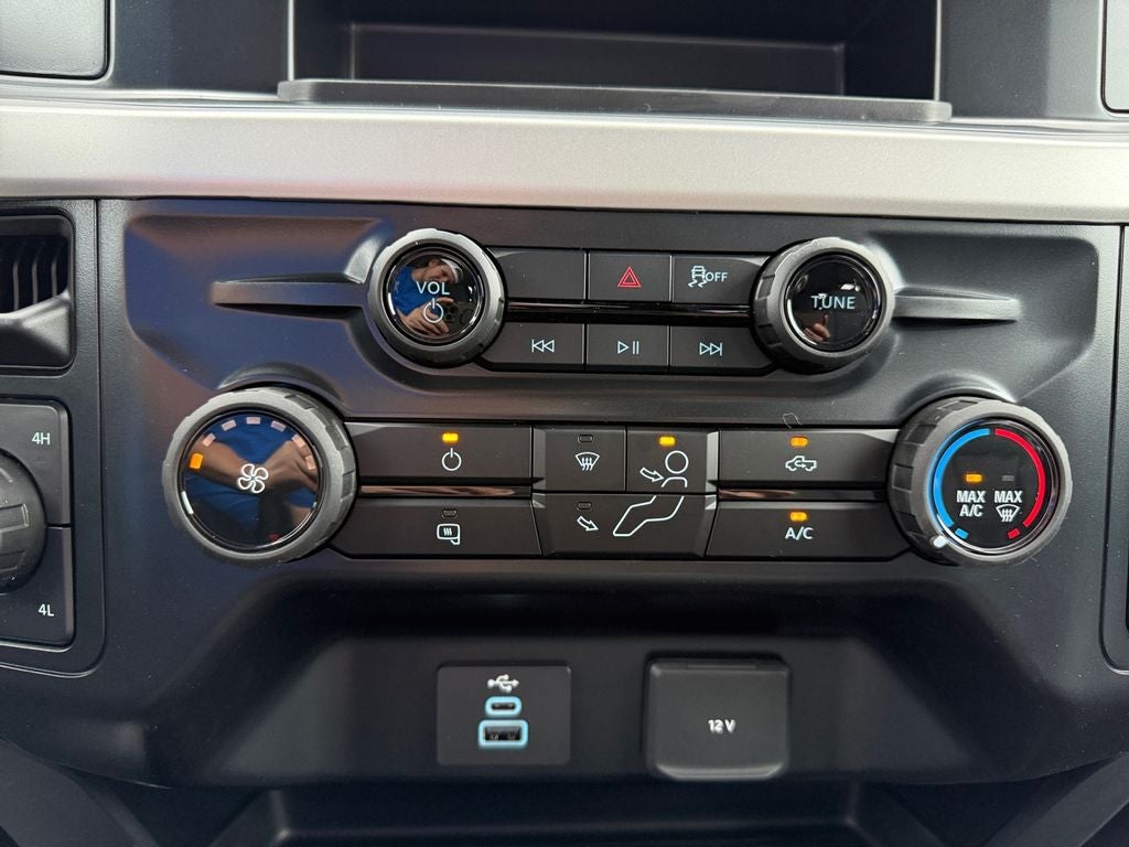 2027 Ford F-250SD XL