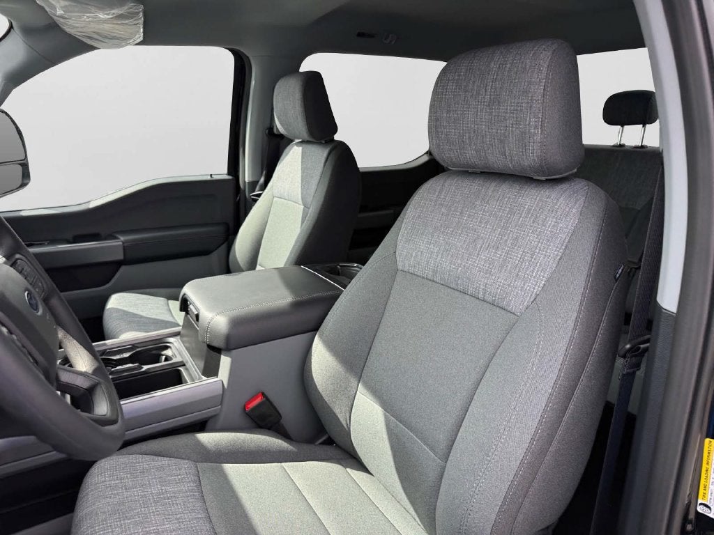 2027 Ford F-350SD XLT DRW
