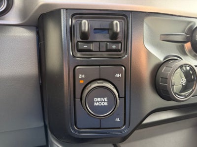 2027 Ford F-350SD XLT DRW
