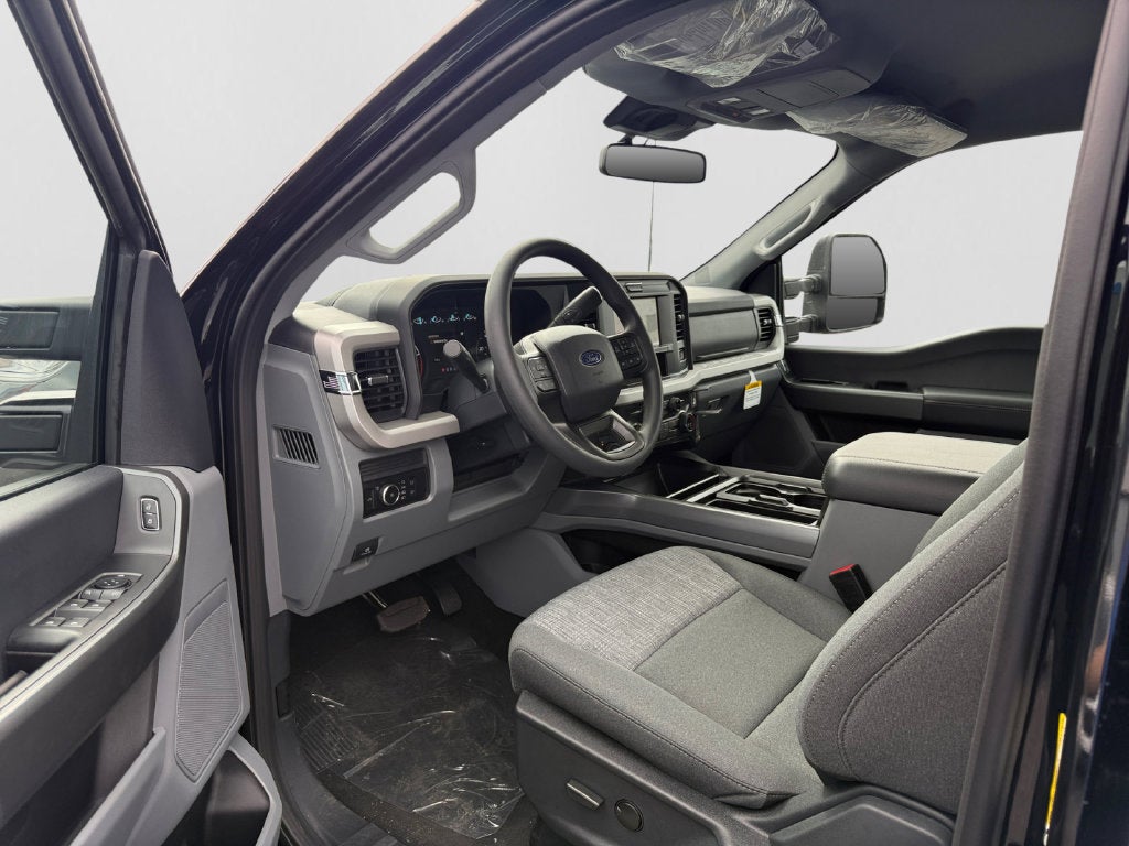2027 Ford F-350SD XLT DRW
