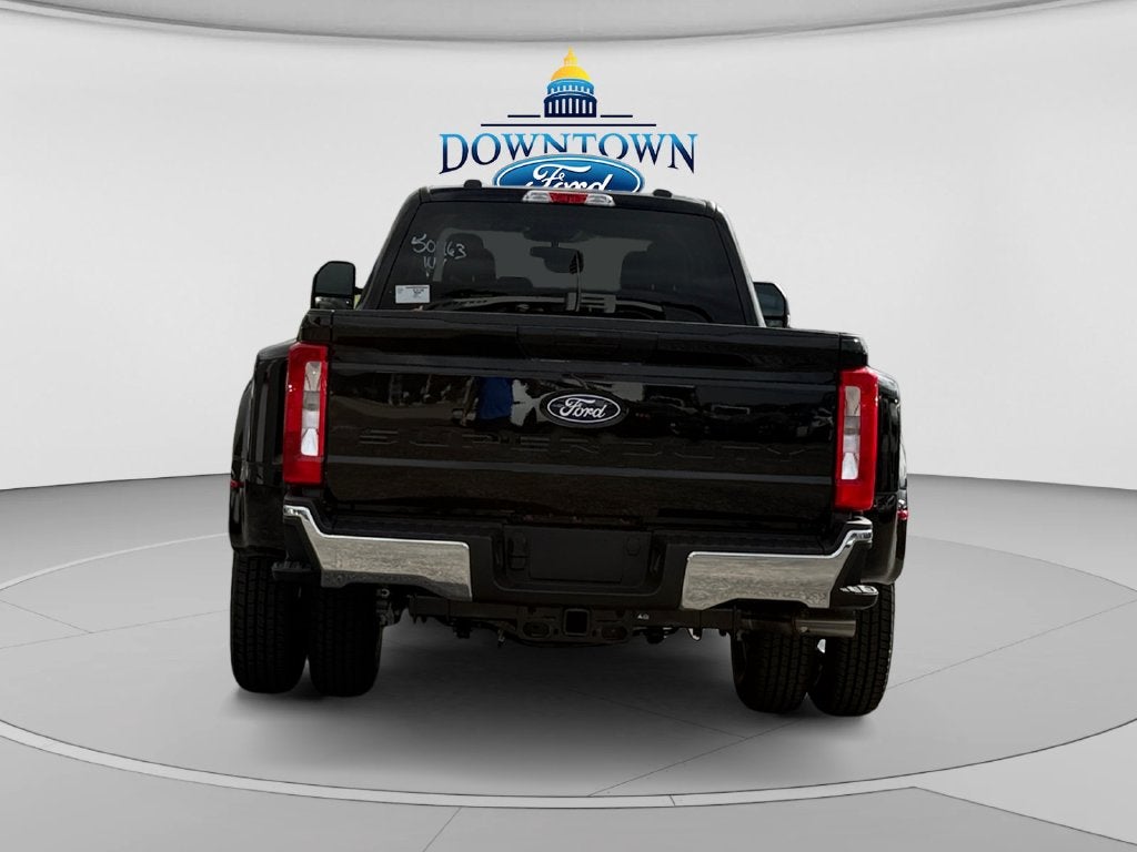 2027 Ford F-350SD XLT DRW