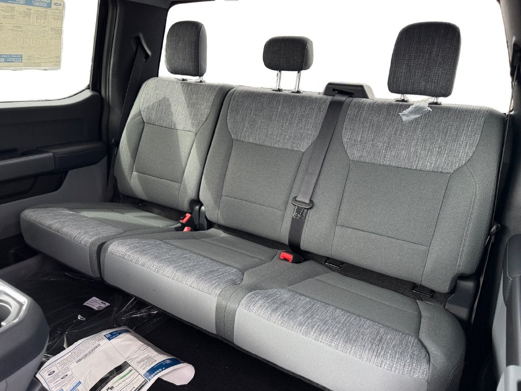 2027 Ford F-350SD XLT DRW