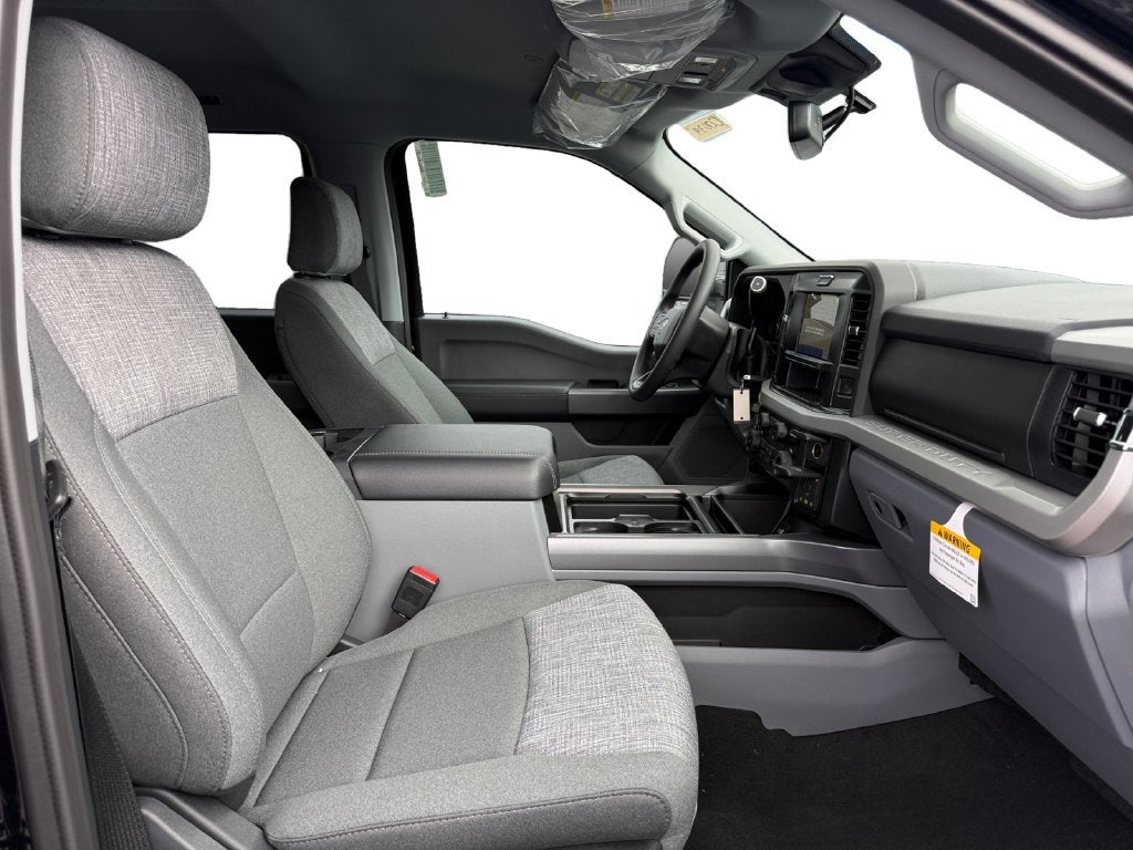 2027 Ford F-350SD XLT DRW