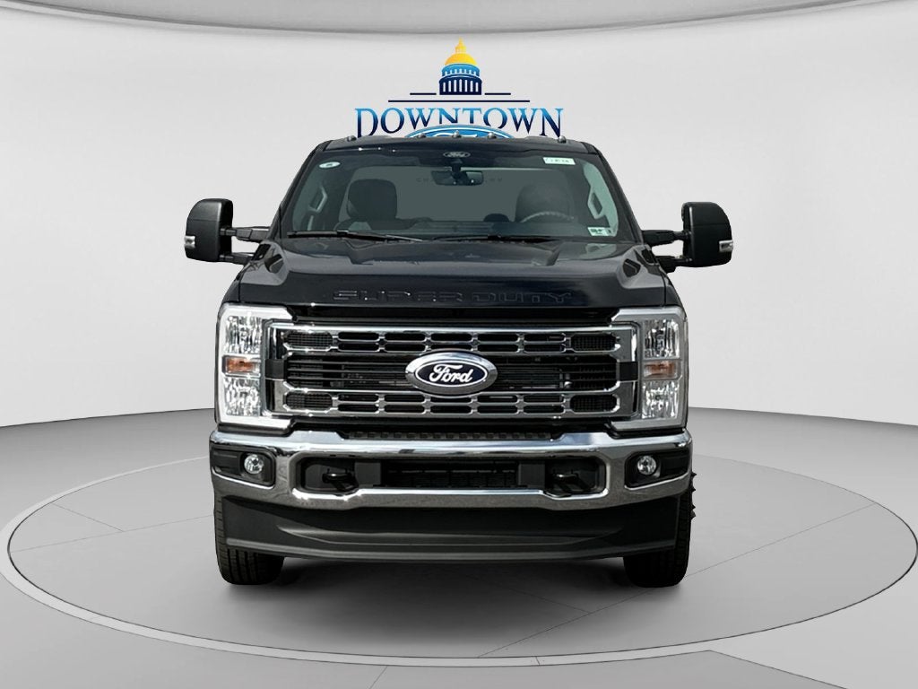 2027 Ford F-350SD XLT DRW