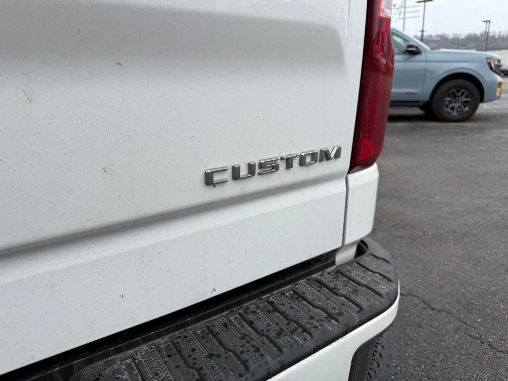 2021 Chevrolet Silverado 1500 Custom