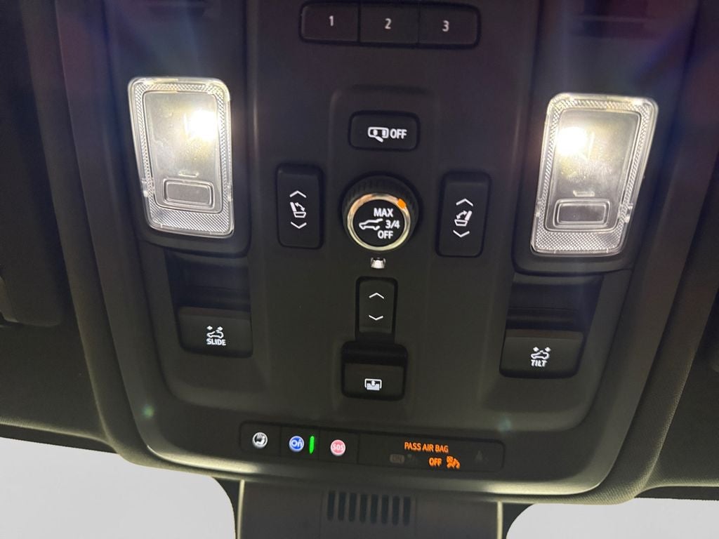 2023 GMC Yukon Denali Ultimate