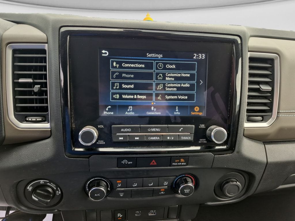 2023 Nissan Frontier SV