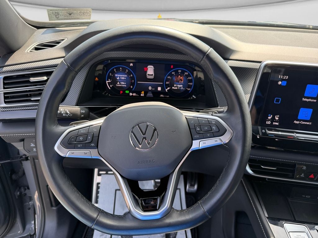 2024 Volkswagen Atlas Cross Sport 2.0T SEL Premium R-Line