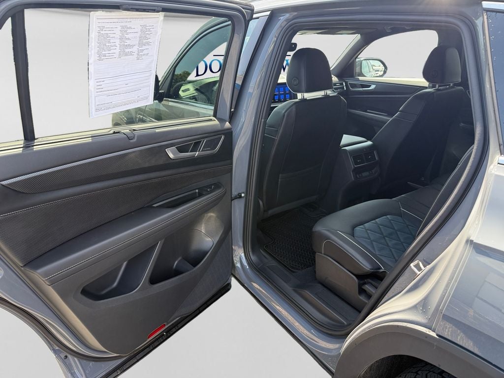 2024 Volkswagen Atlas Cross Sport 2.0T SEL Premium R-Line