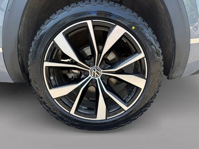 2024 Volkswagen Atlas Cross Sport 2.0T SEL Premium R-Line