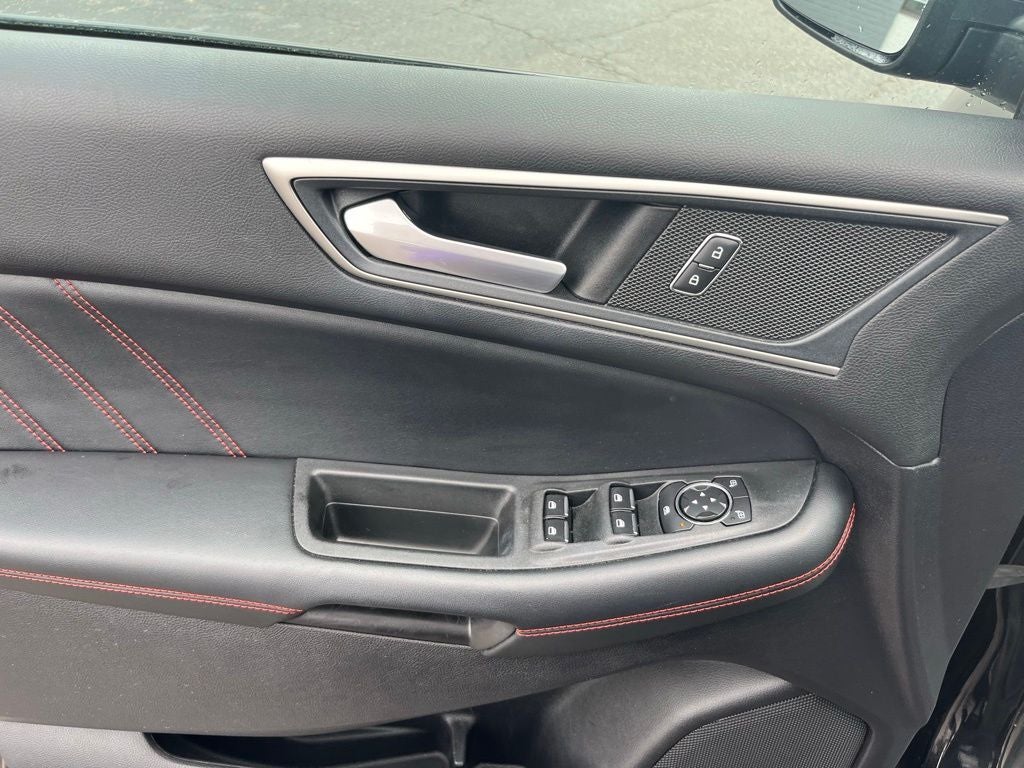 2021 Ford Edge ST Line