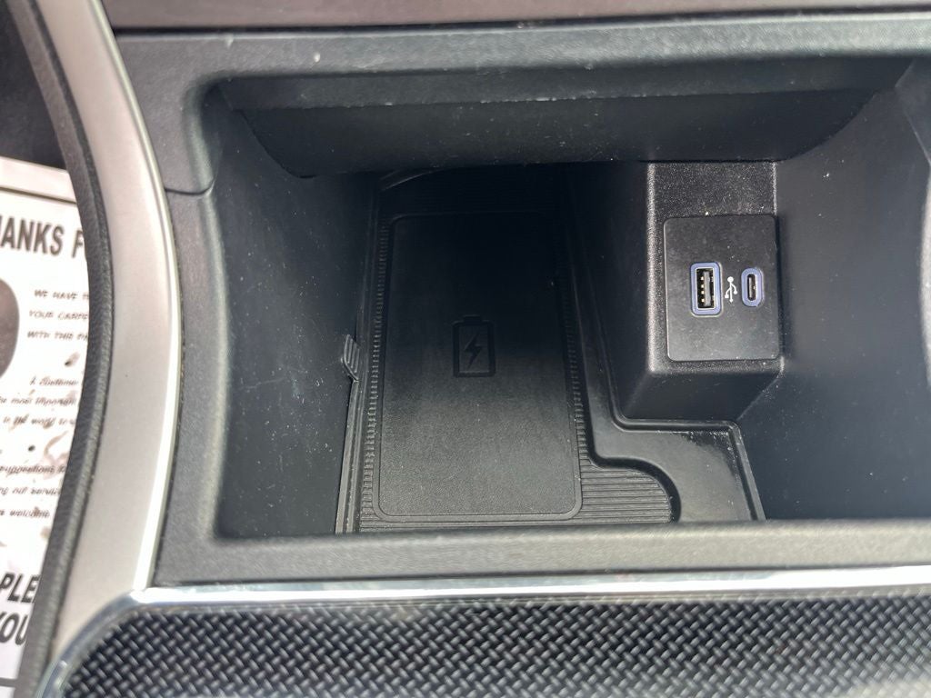 2021 Ford Edge ST Line