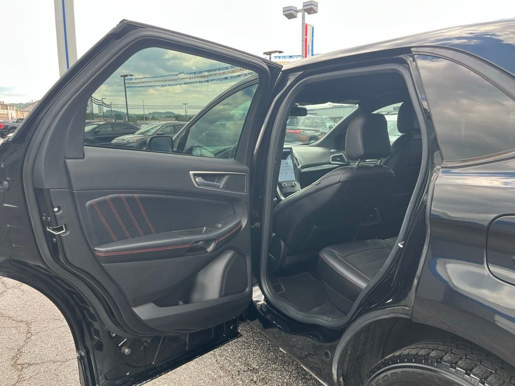2021 Ford Edge ST Line