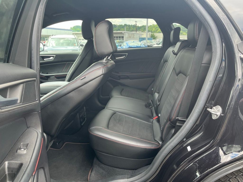 2021 Ford Edge ST Line