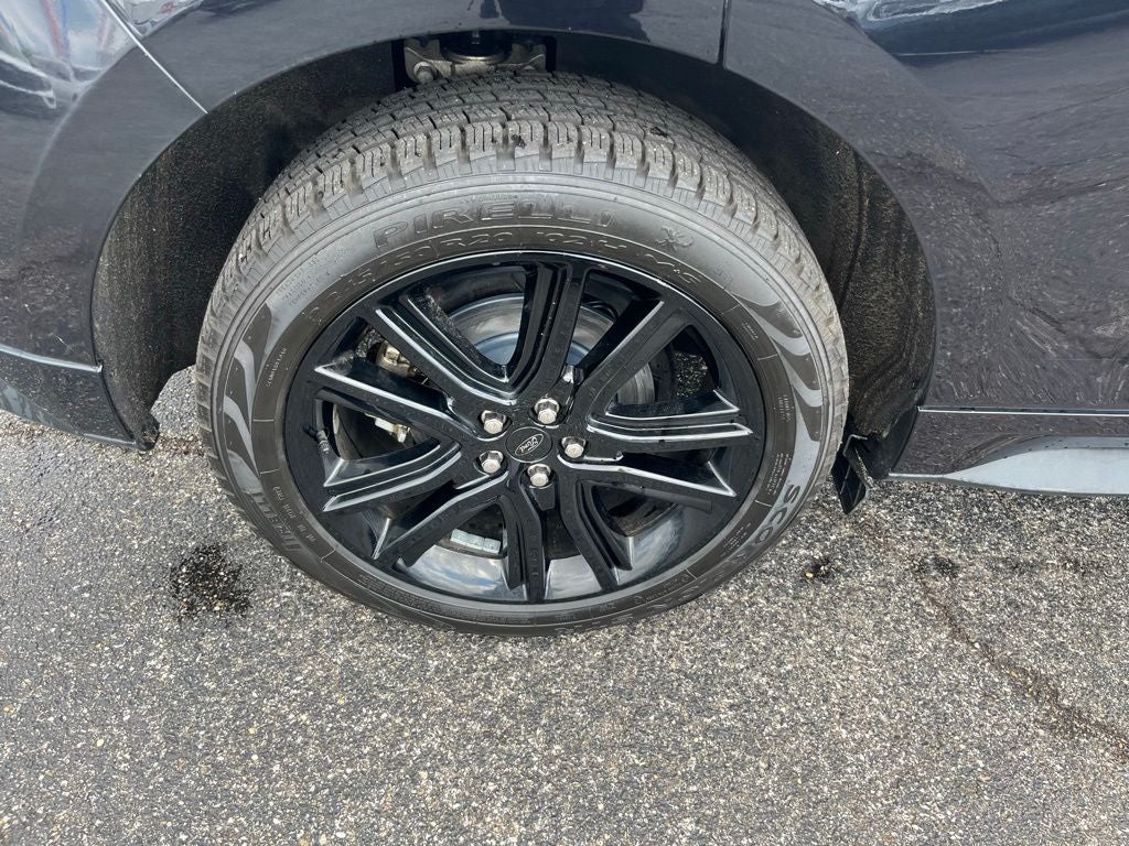 2021 Ford Edge ST Line
