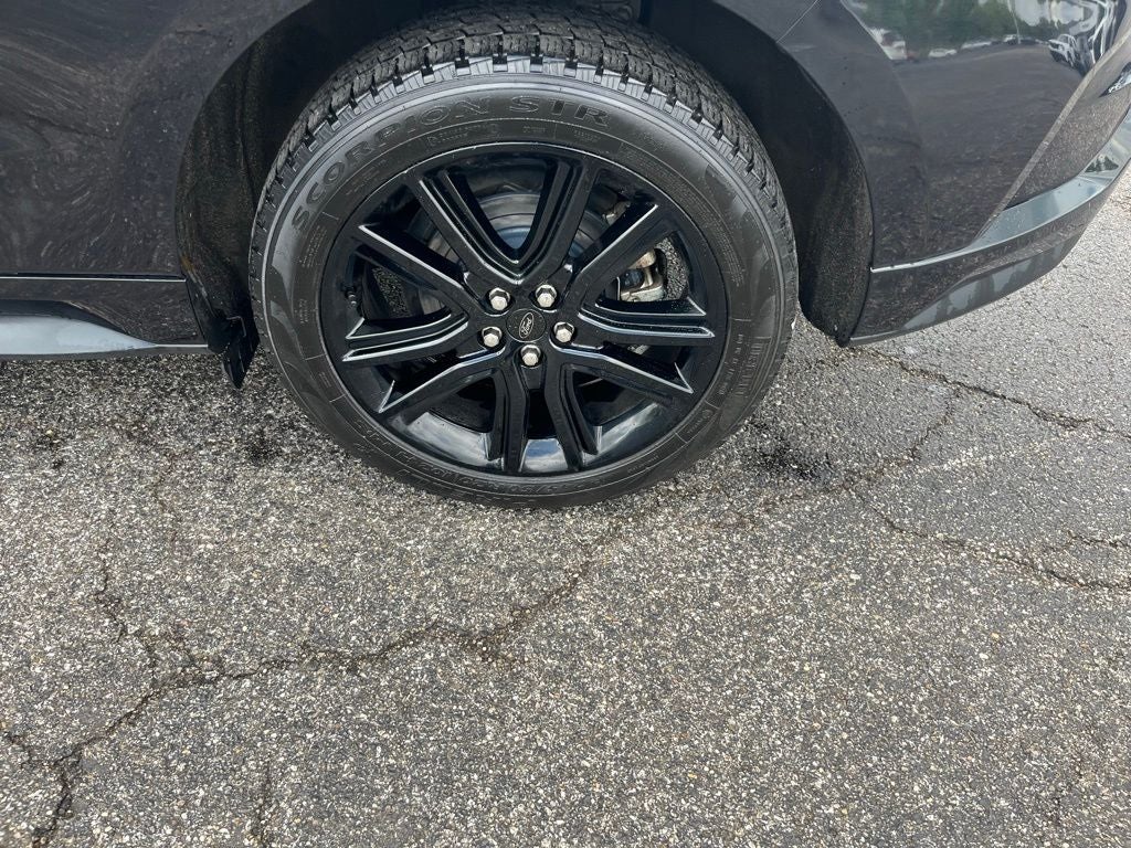 2021 Ford Edge ST Line