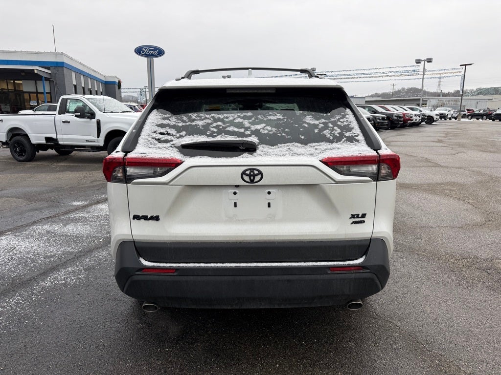 2024 Toyota RAV4 XLE Premium