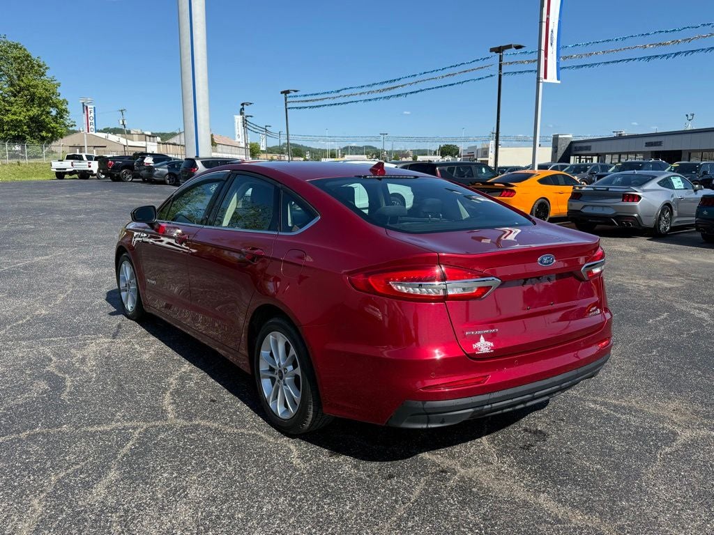 2019 Ford Fusion Hybrid SE