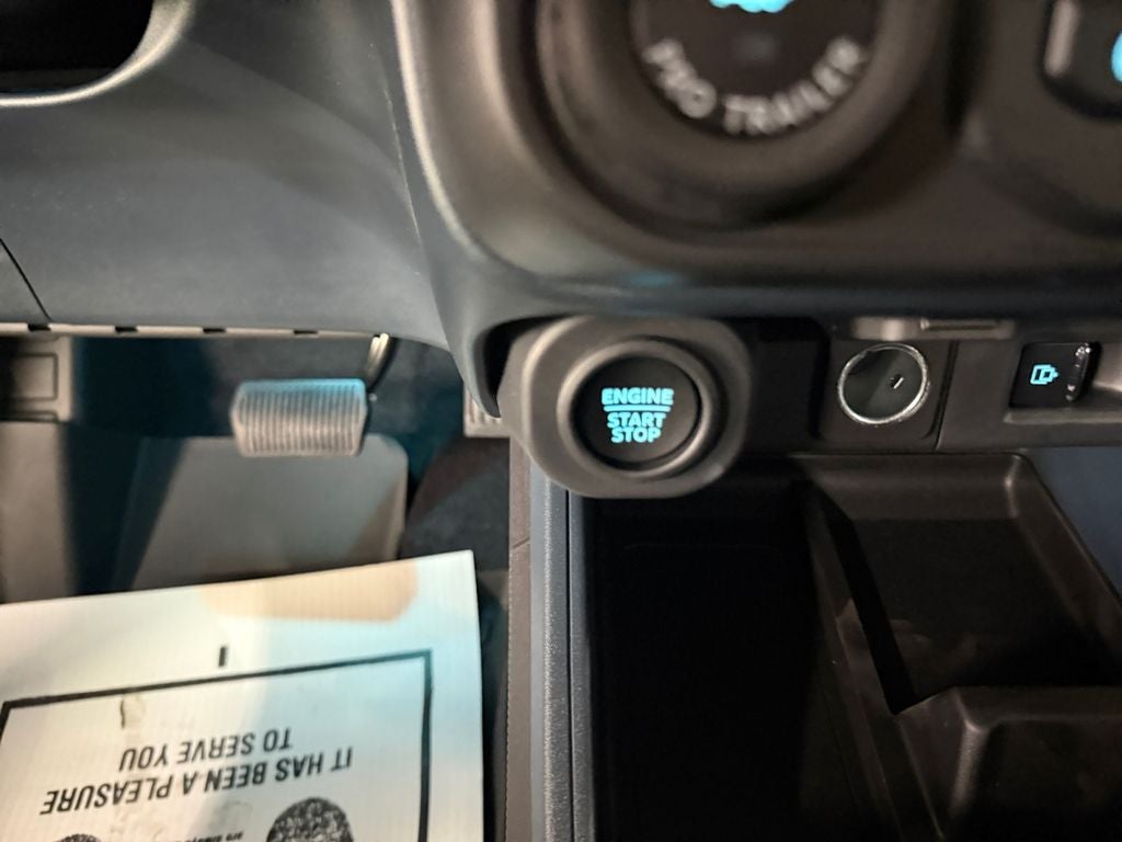 2026 Ford Maverick Lobo High