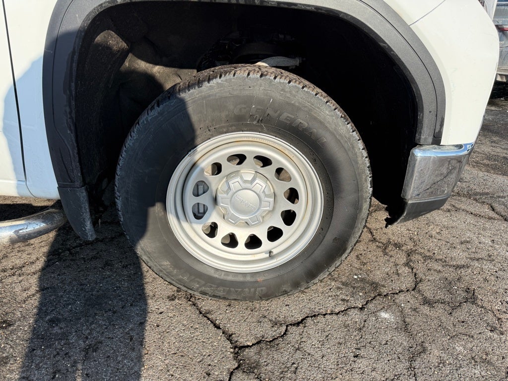 2023 GMC Sierra 1500 Pro