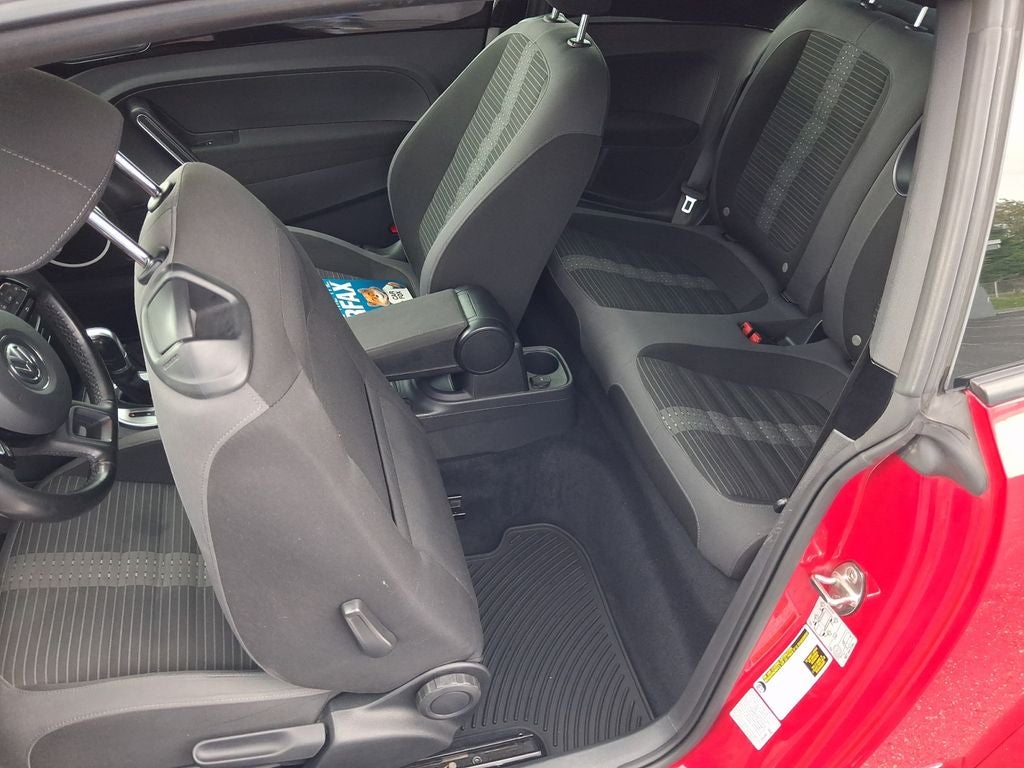 2016 Volkswagen Beetle R-Line