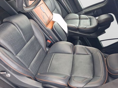 2025 Lincoln Navigator Black Label