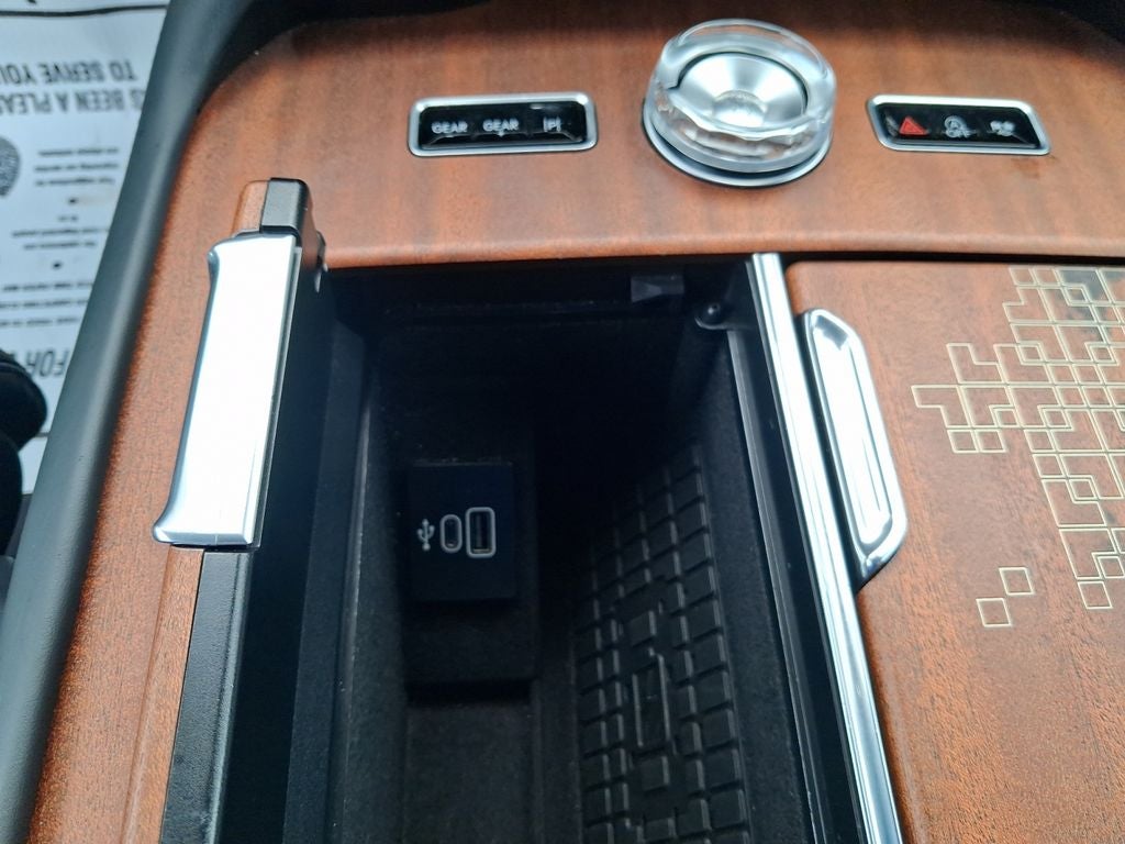 2025 Lincoln Navigator Black Label