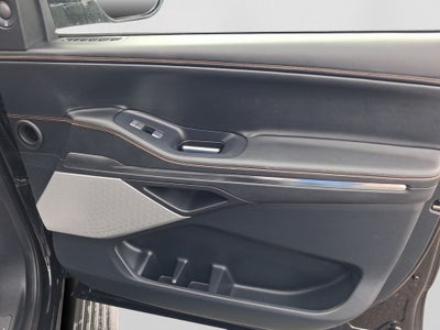 2025 Lincoln Navigator Black Label